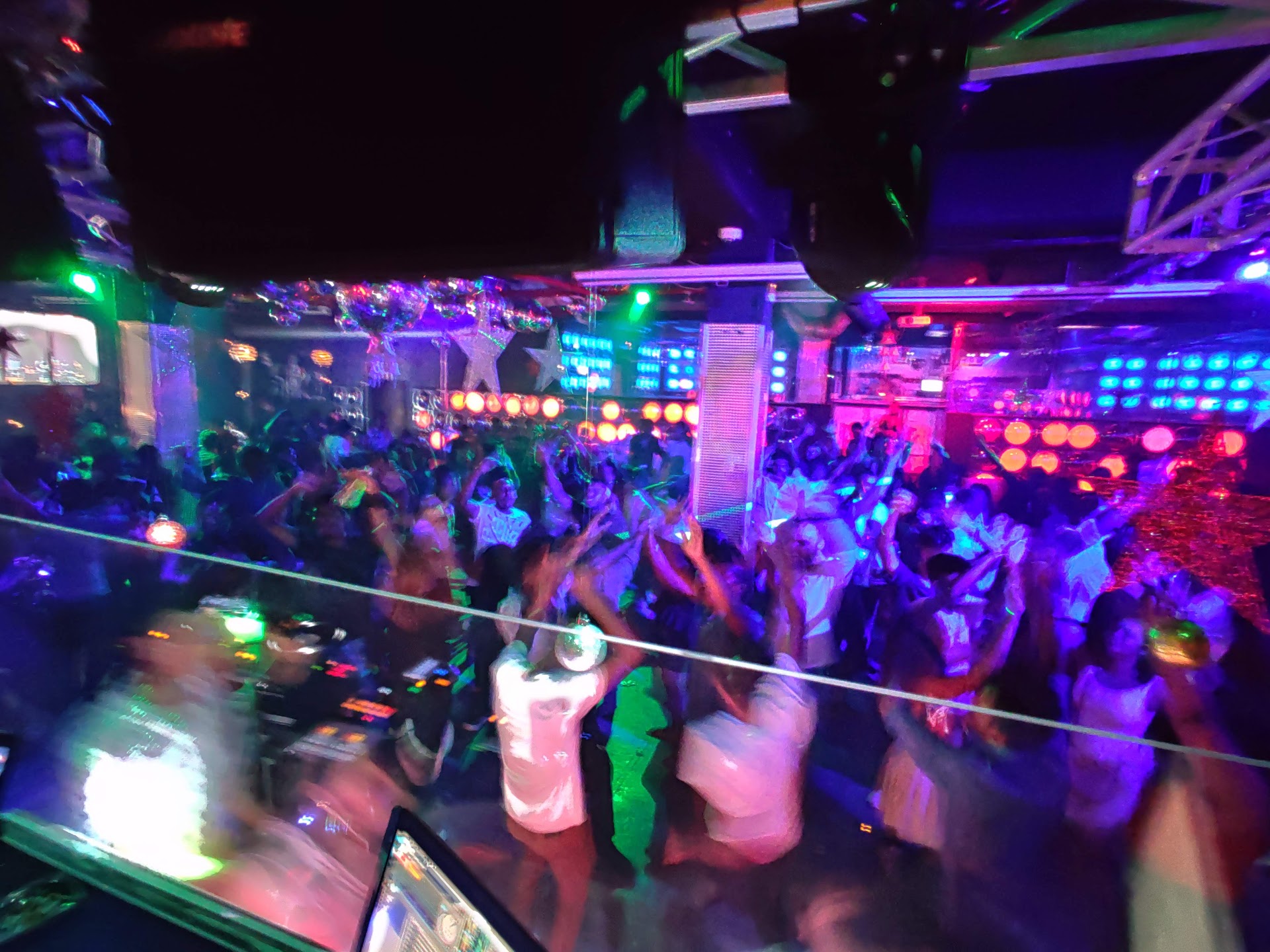 OMG Nightclub