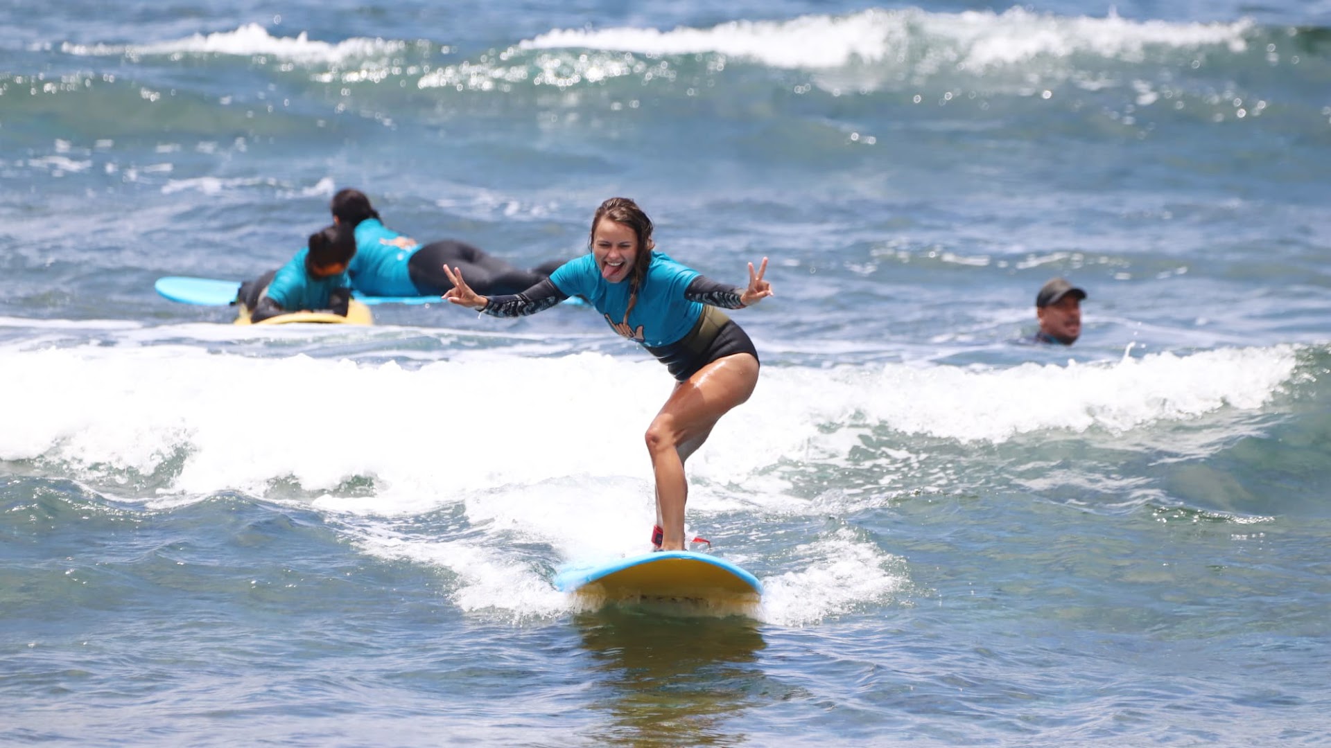 Al Medio Surf School