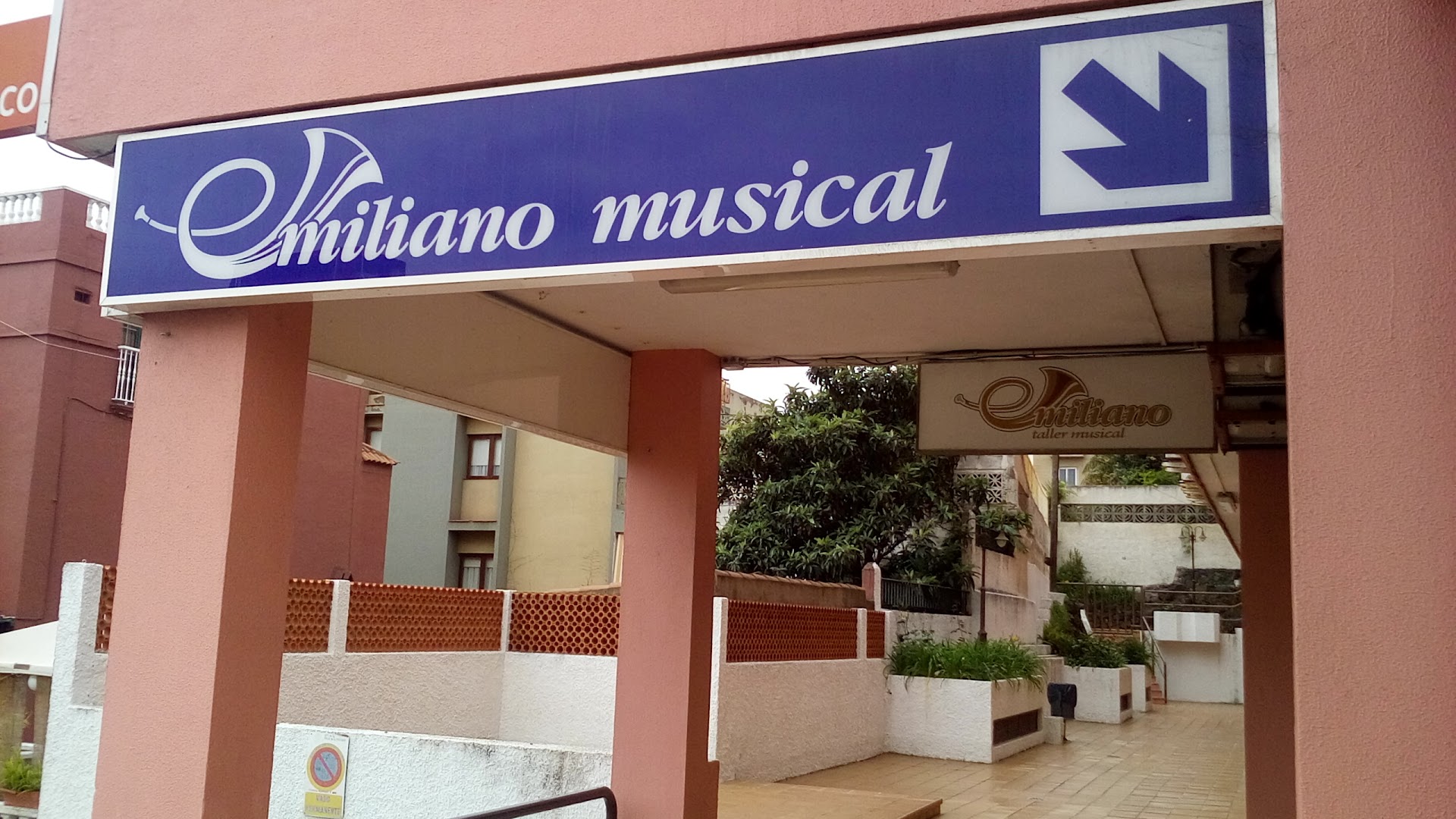 Emiliano Taller Musical SL.