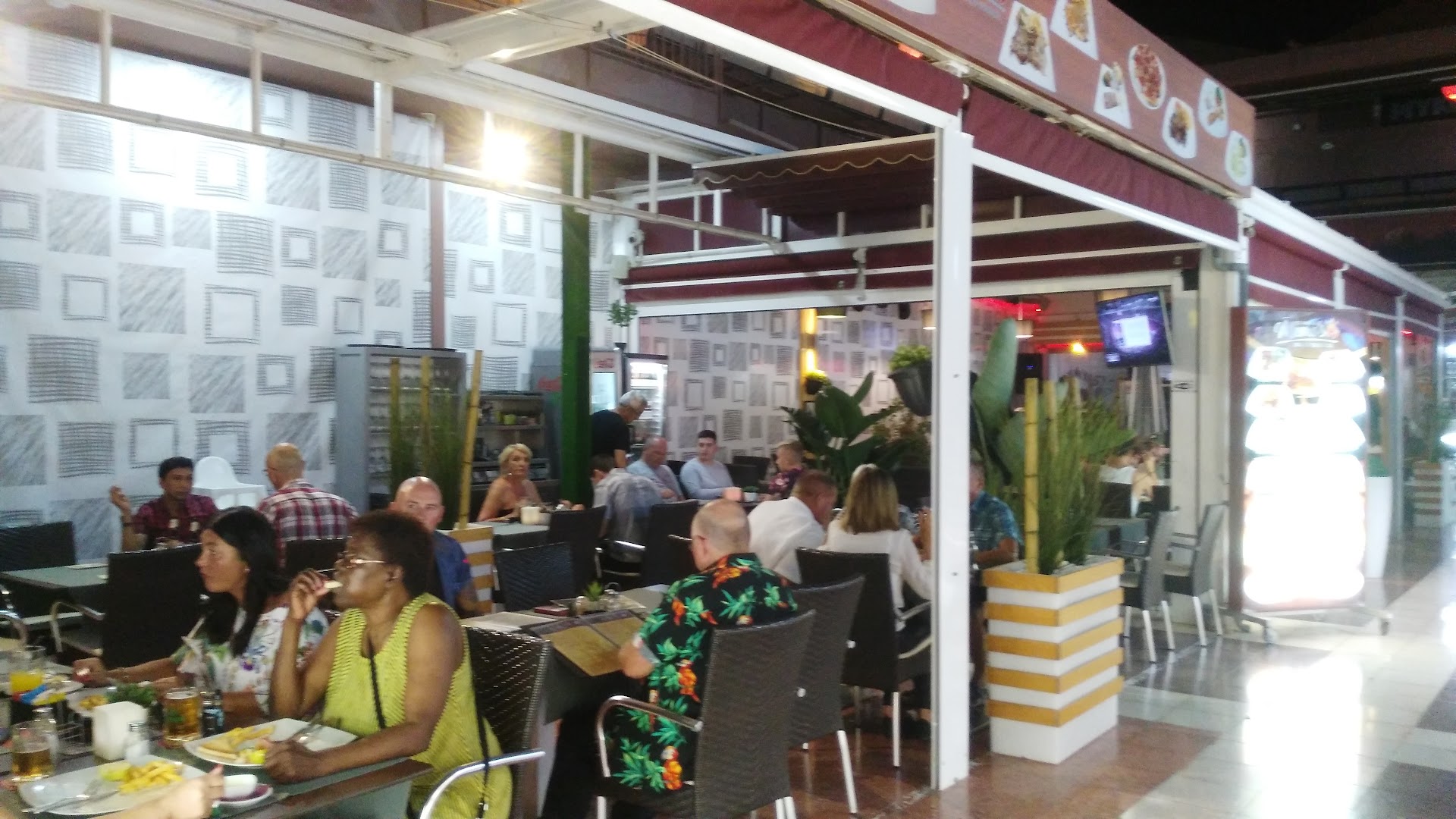 Bistro el patio yumbo