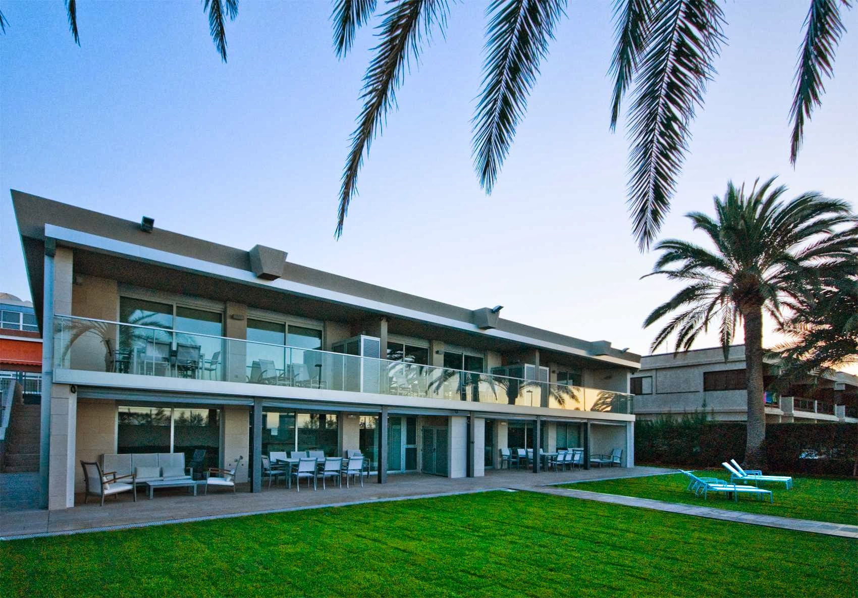 Las Barcas Holiday Apartments