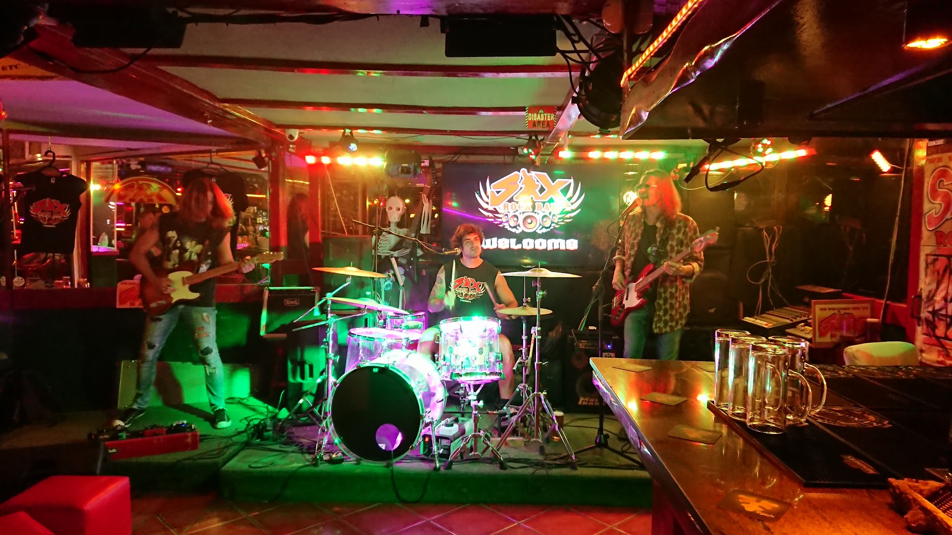 Sax Bar