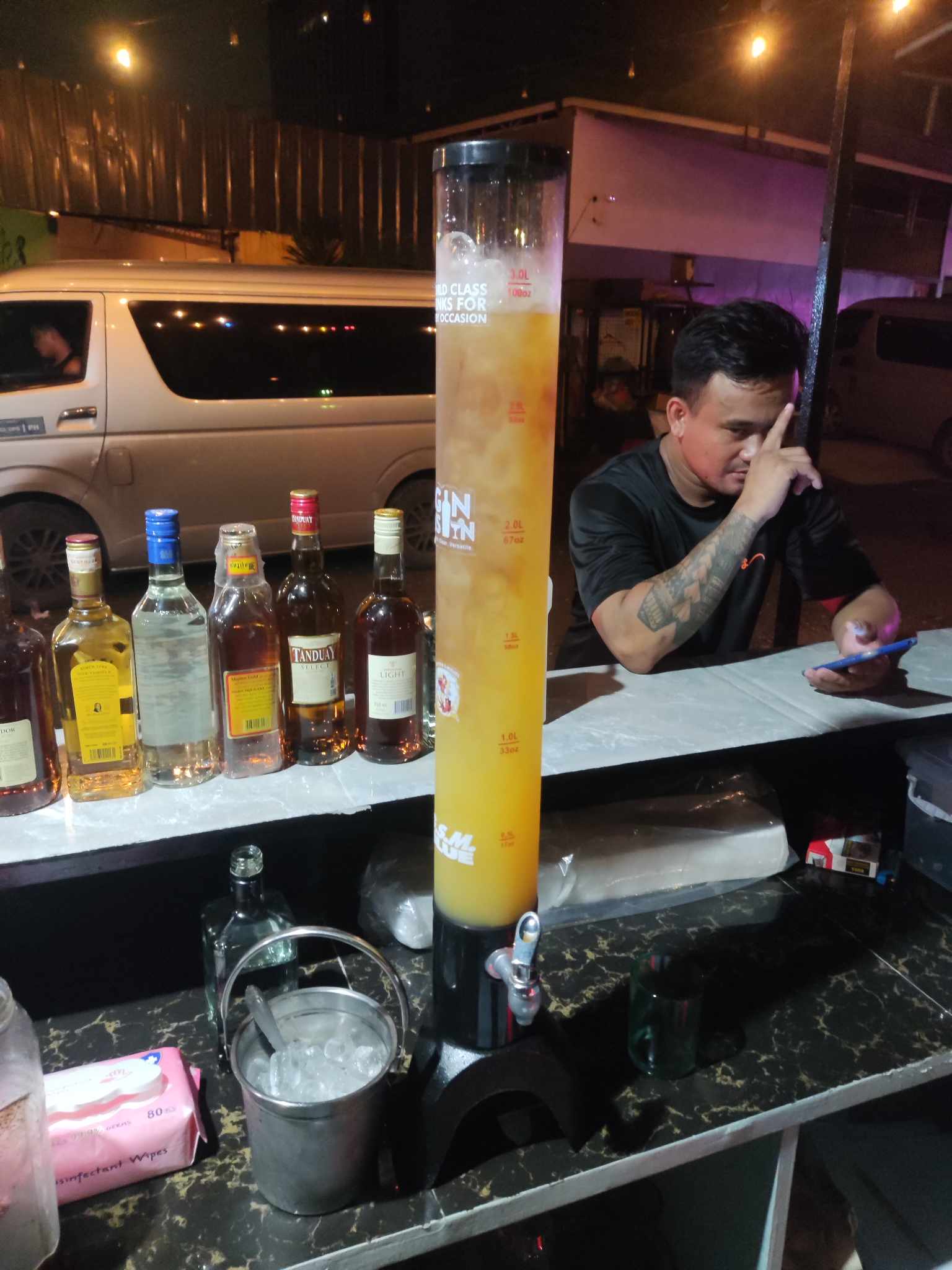 Chillin Cocktail Lounge