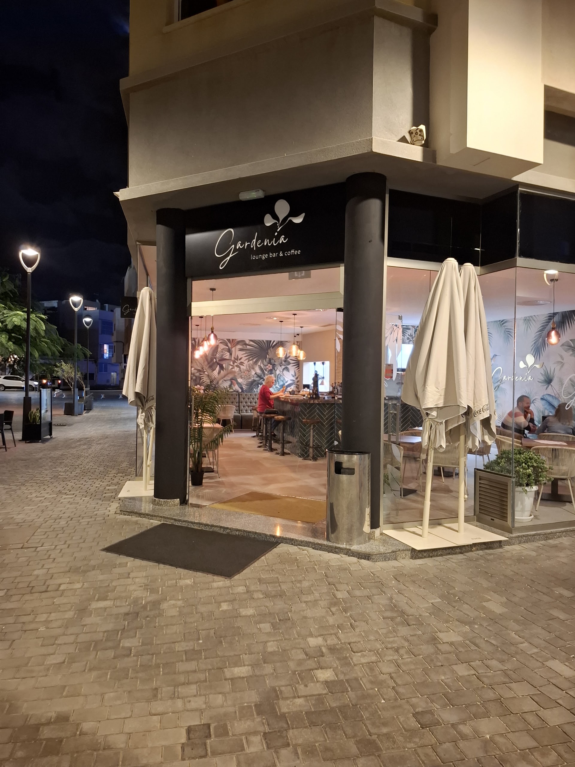 Gardenia Lounge Bar Café