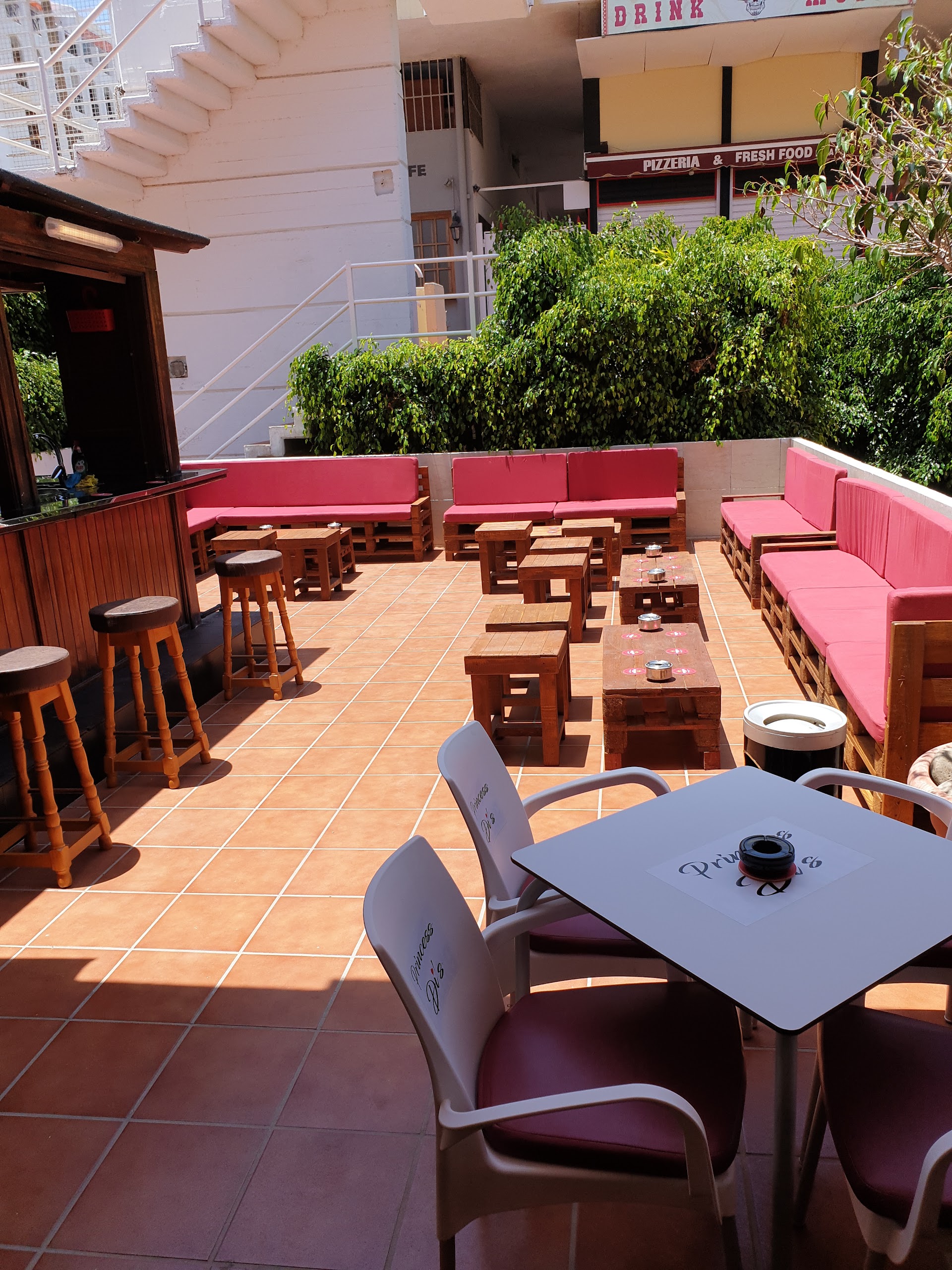 Princess Di's Bar