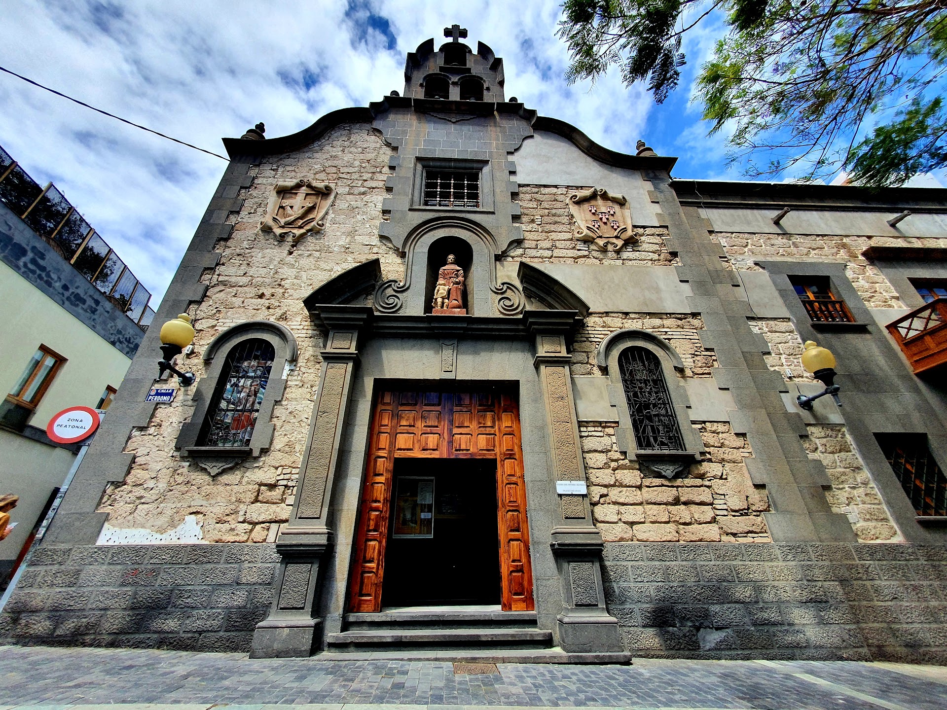 Iglesia conventual de San Antonio de Padua