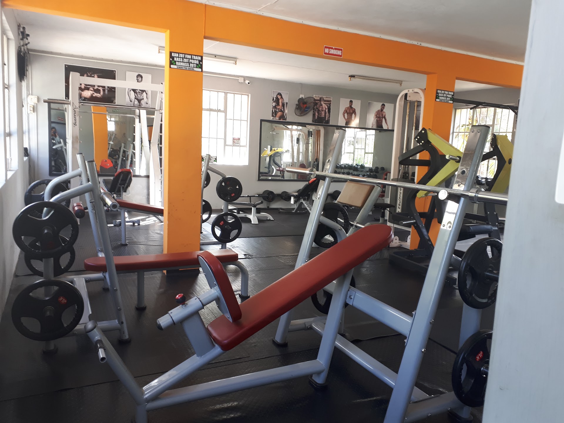 IRON GYM
