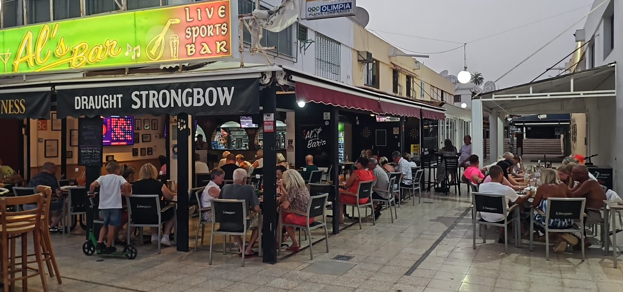 Al's Bar