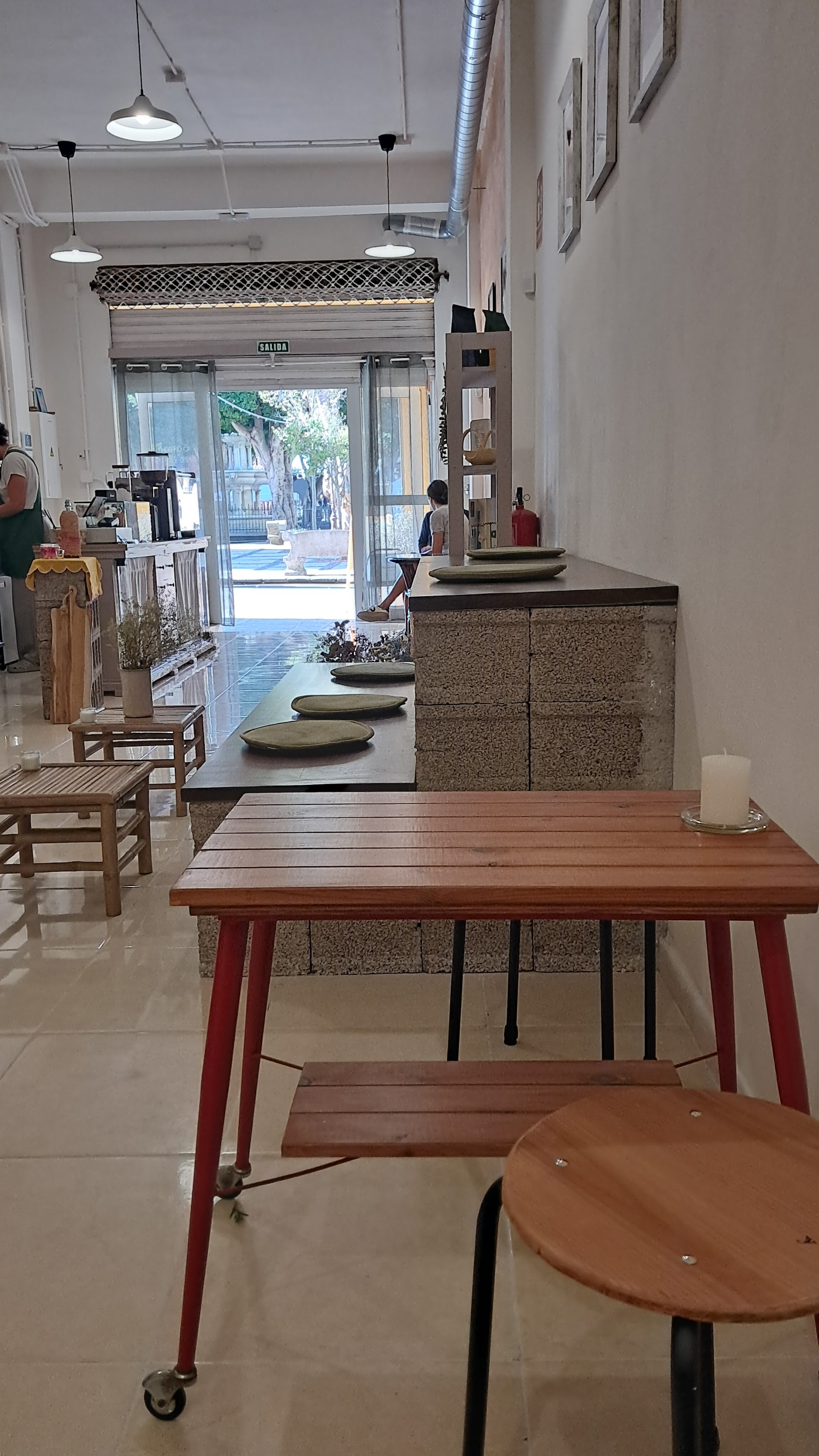 La Neverita Coffee | Yoga & Barre